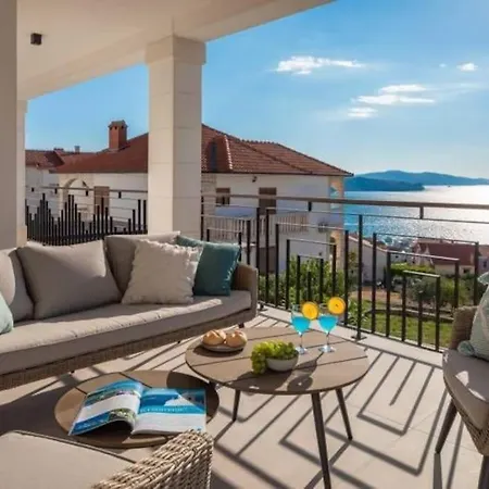 Villa Fantastisk I Okrug Trogir
